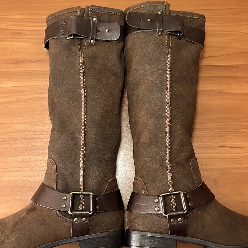 Ugg Dree Riding Boots - Picture 3 of 9